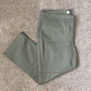 New York & Company Capri Pant